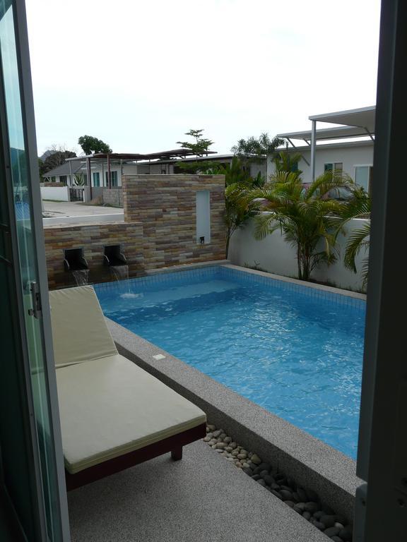 Milpool Villa 14 HHQ Room photo